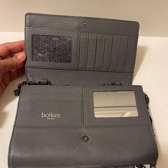 BOTKIER Women's gray Built-In Mirror Chain Strap Wallet - Picture 11 of 12